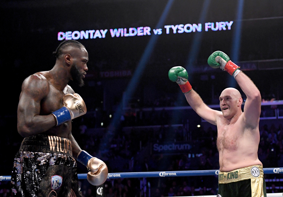 Tyson Fury xác nhận quay trở lại thi đấu vào đầu tháng 6 Tyson Fury xác nhận quay trở lại thi đấu vào đầu tháng 6